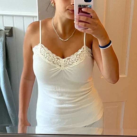 Vintage white lace tank - Picture 3 of 4